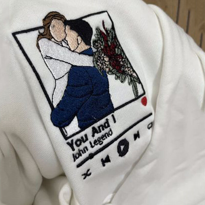Personalisiertes Sweatshirt Individuell besticktes Paar Farbfoto Musikspieler Design Tolles Geschenk für Liebhaber