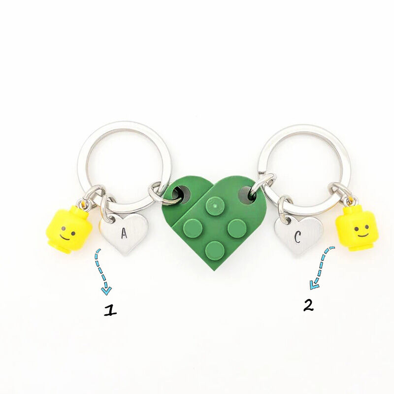 Porte-clés Lego personnalisé avec tête et lettres pour un cadeau original
